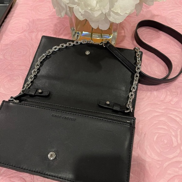 Marc Jacobs Double J Matelasse Quilted Wallet on Chain - Picture 7 of 11